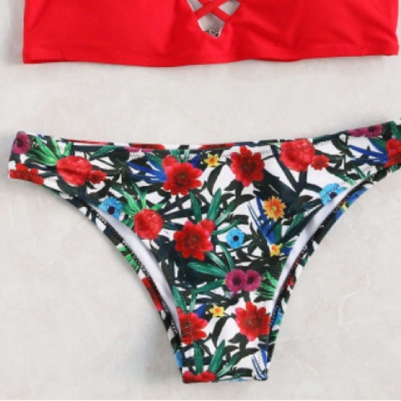 1 left per size! Strappy bikini - Picture 2 of 6